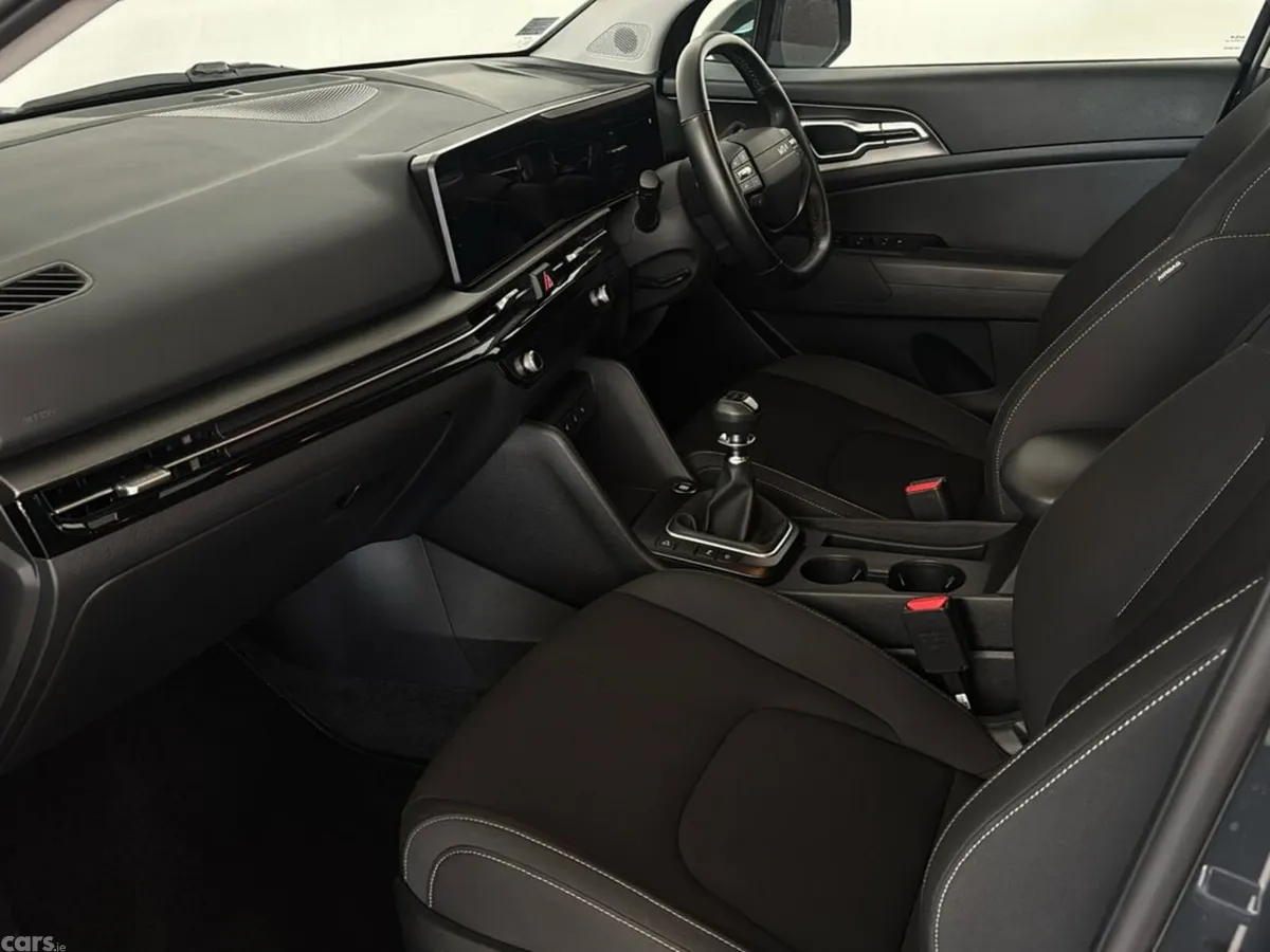 Kia Sportage MPV, Diesel Hybrid, 2025, Grey