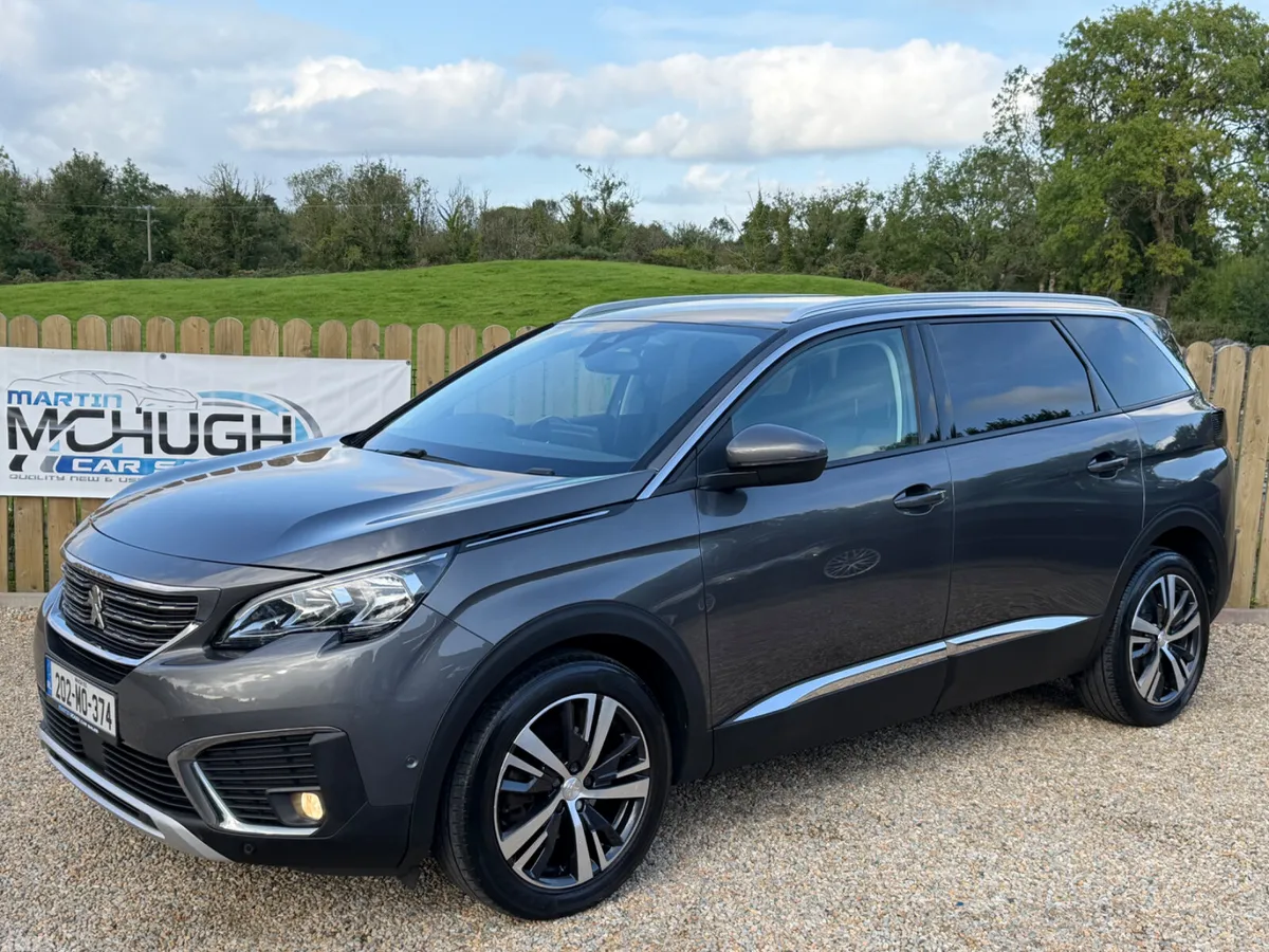 Peugeot 5008 MPV, Diesel, 2020, Grey