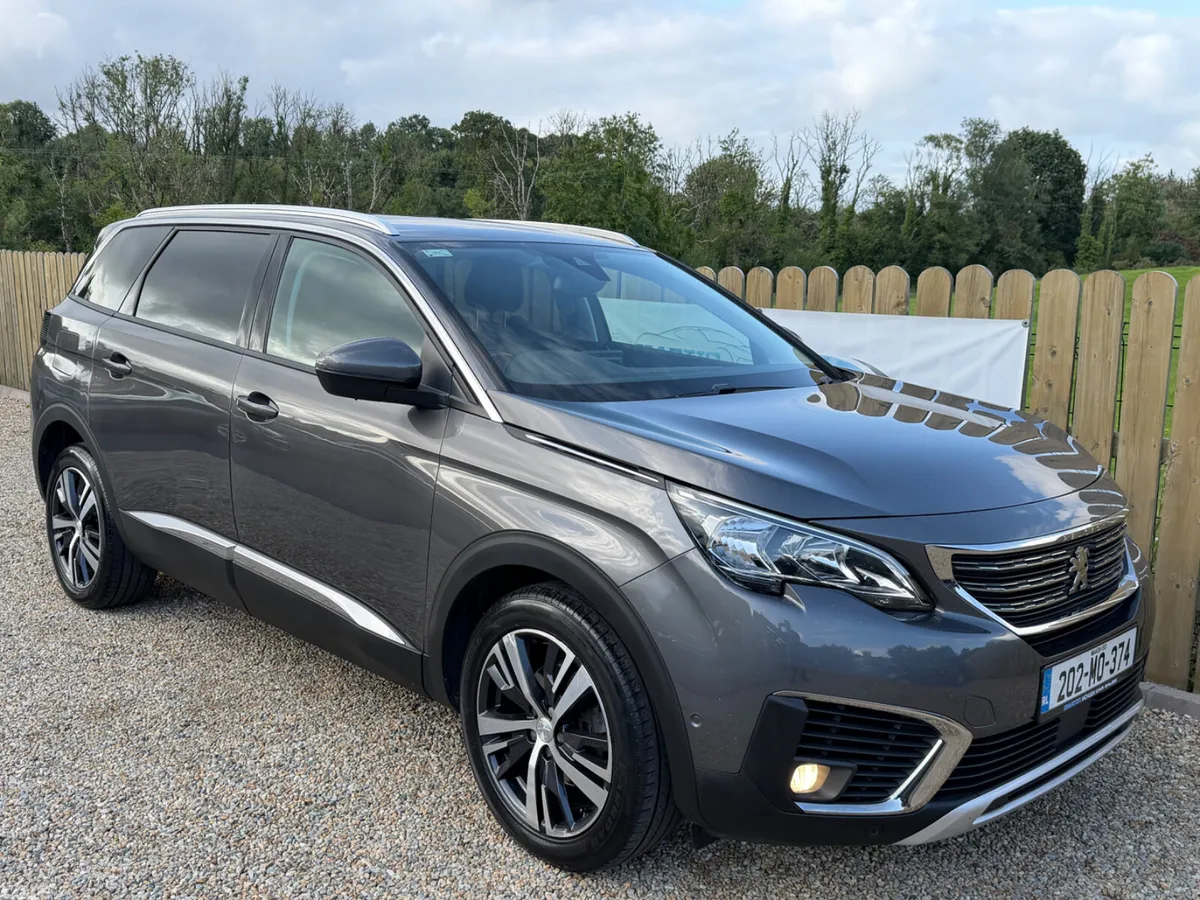 Peugeot 5008 MPV, Diesel, 2020, Grey