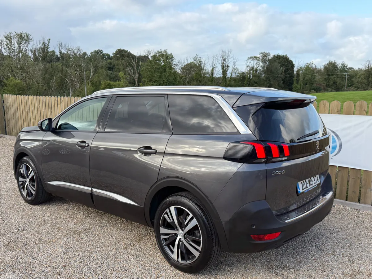 Peugeot 5008 MPV, Diesel, 2020, Grey