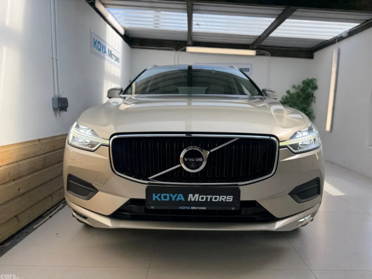 Volvo XC60 SUV, Diesel, 2018, Gold