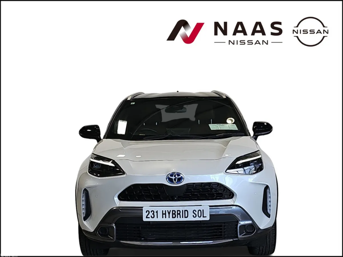 Toyota Yaris Cross Hatchback, Petrol Hybrid, 2023, White