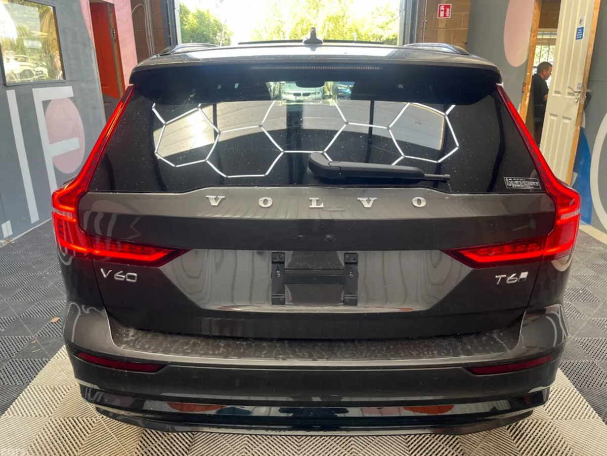 Volvo V60 Estate, Petrol Hybrid, 2025, Grey