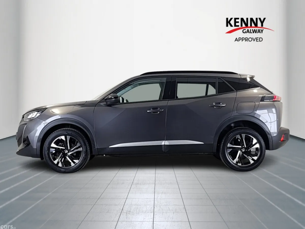 Peugeot 2008 MPV, Diesel, 2022, Grey