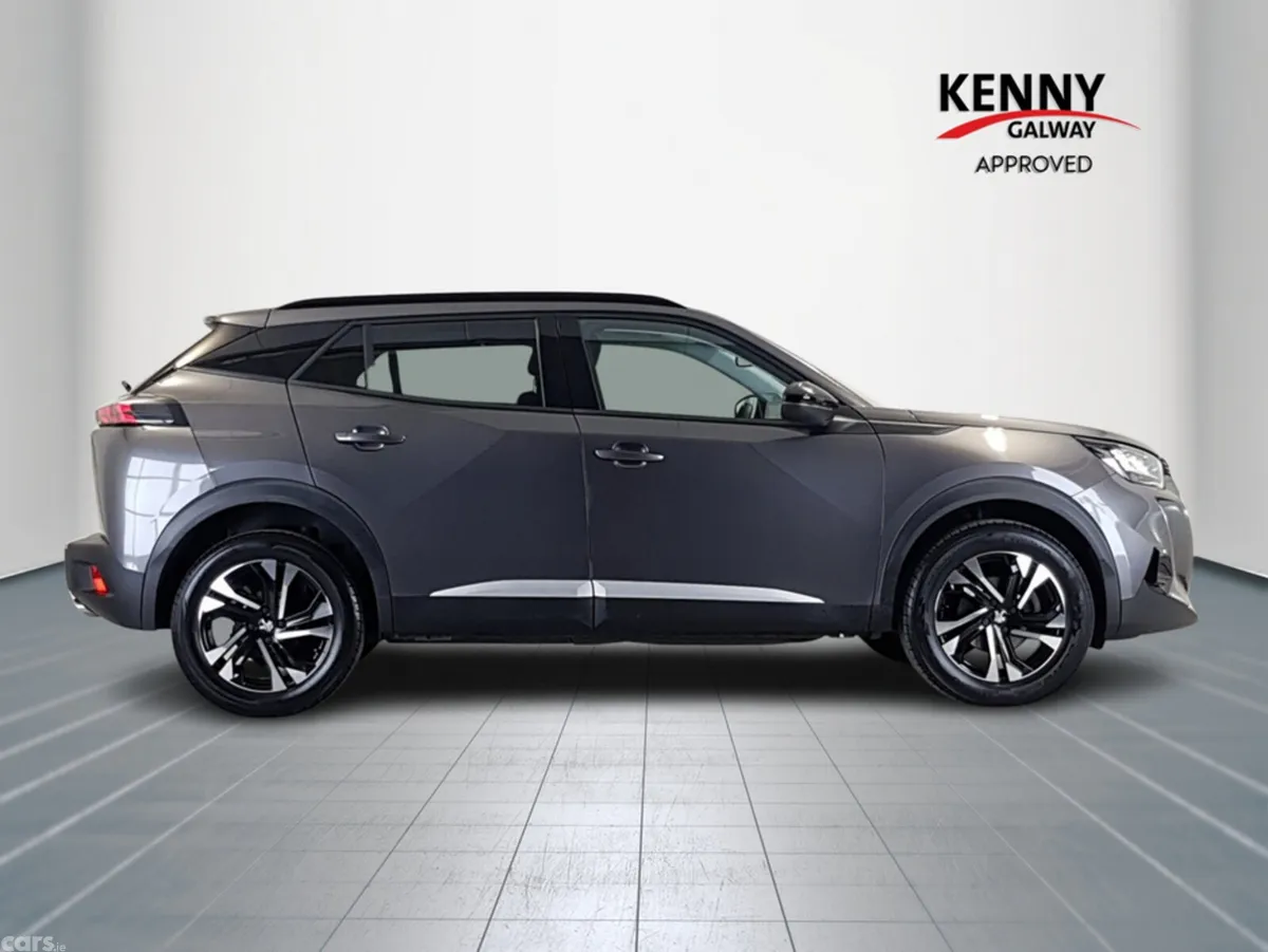 Peugeot 2008 MPV, Diesel, 2022, Grey