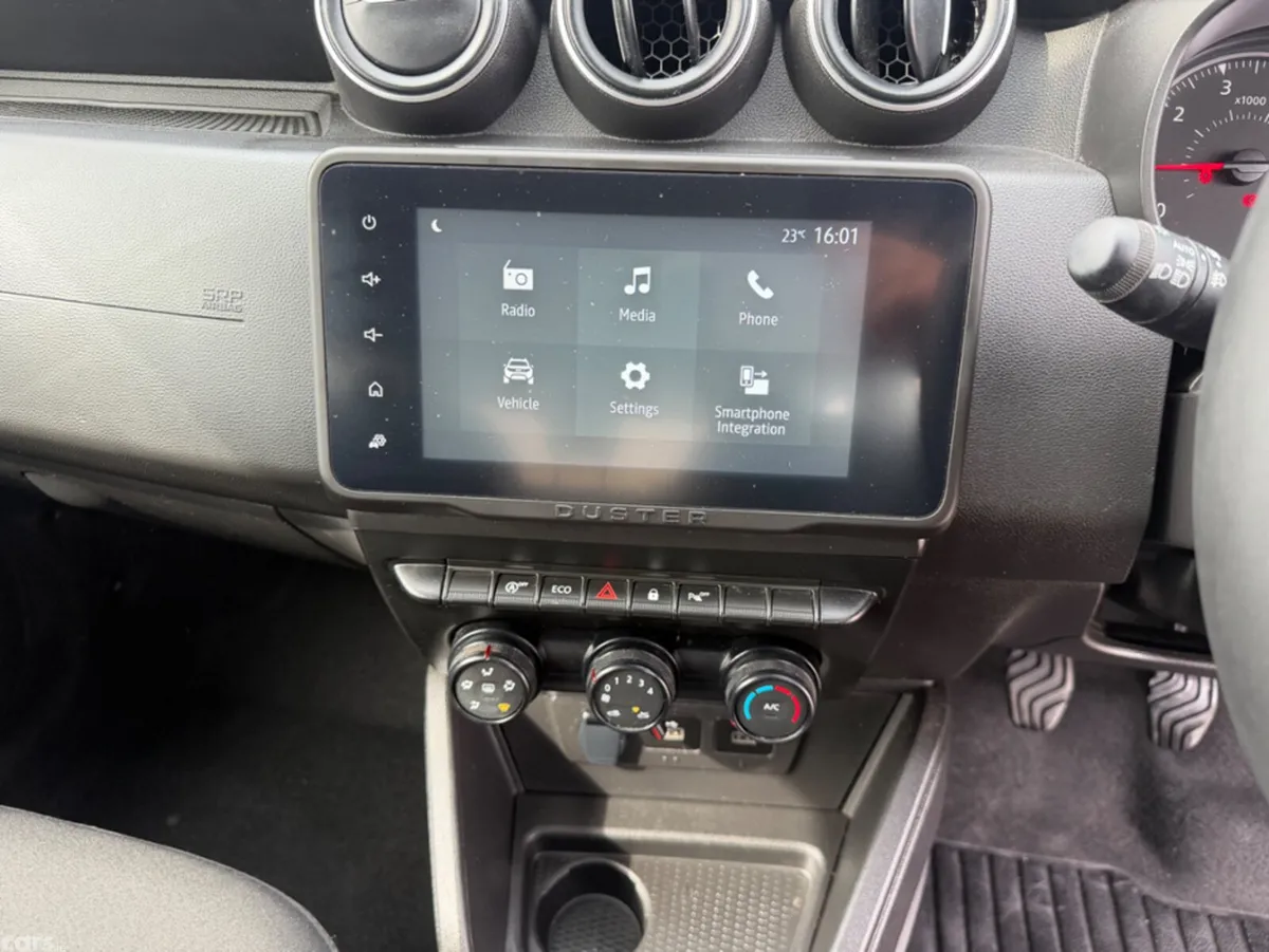 Dacia Duster MPV, Petrol, 2023, Grey