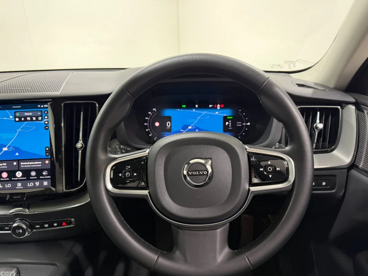 Volvo XC60 SUV, Petrol Plug-in Hybrid, 2024, Black