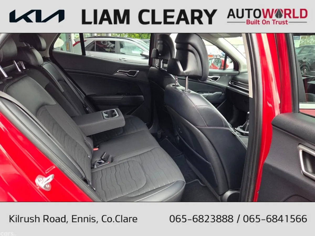 Kia Sportage MPV, Diesel, 2023, Red