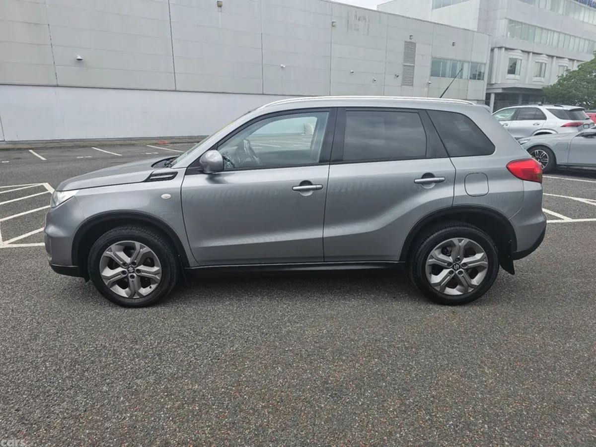 Suzuki Vitara Hatchback, Diesel, 2016, Grey