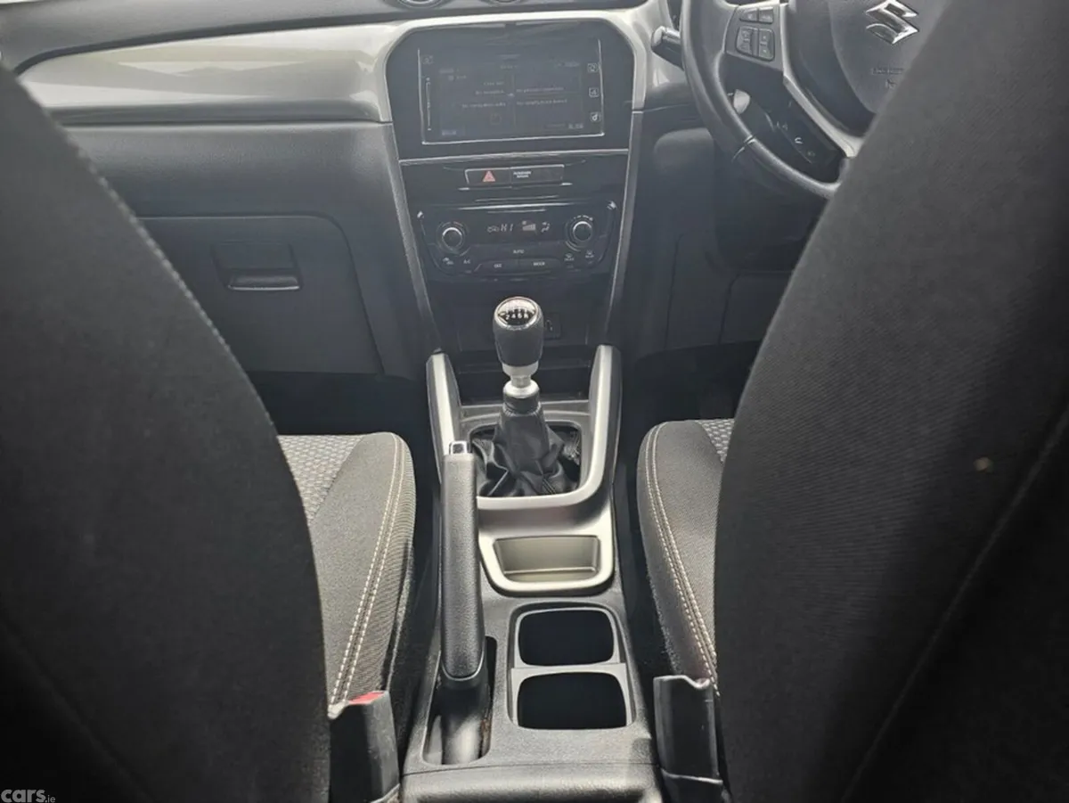 Suzuki Vitara Hatchback, Diesel, 2016, Grey