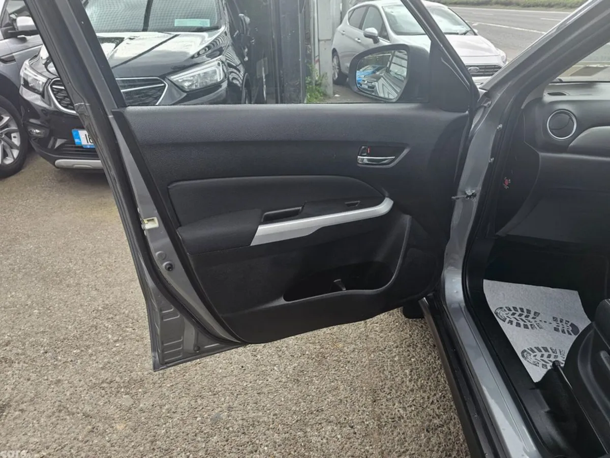 Suzuki Vitara Hatchback, Diesel, 2016, Grey