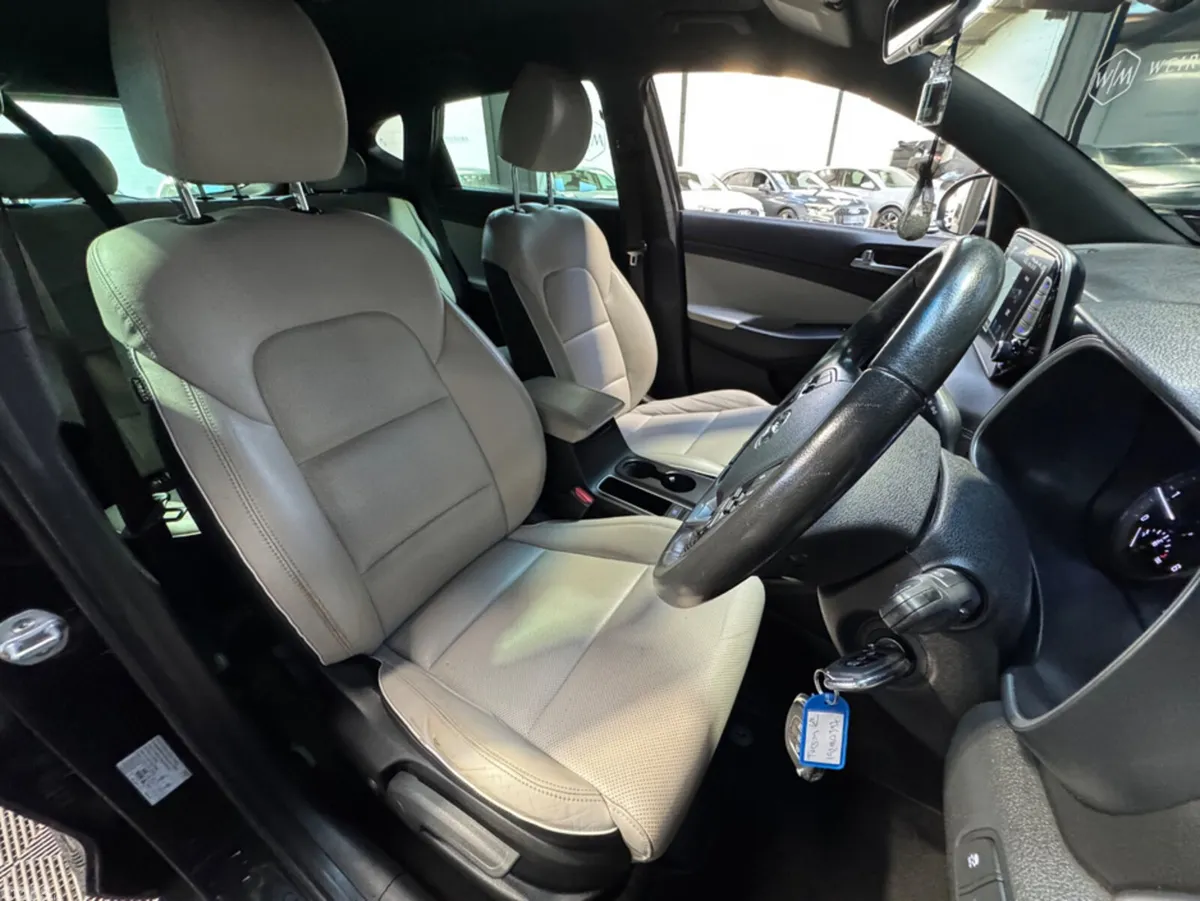 Hyundai Tucson MPV, Diesel, 2019, Black