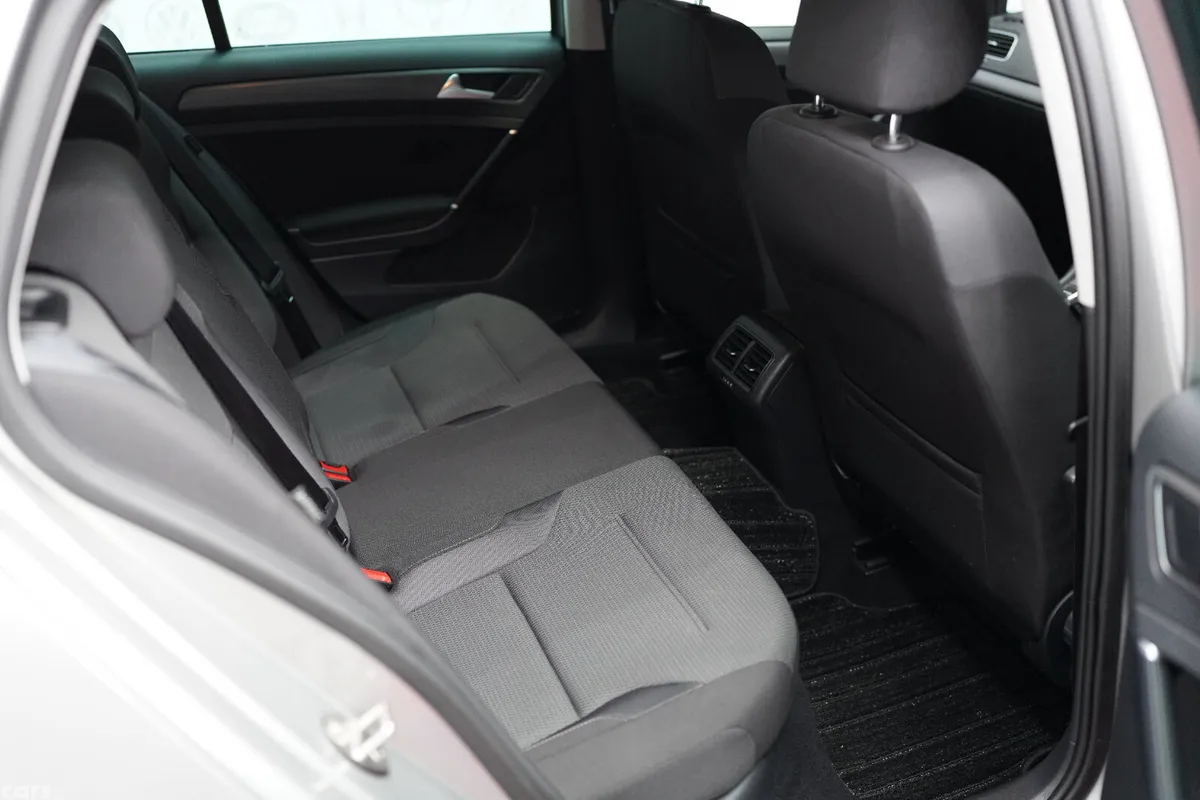 Volkswagen Golf Hatchback, Petrol, 2018, Grey