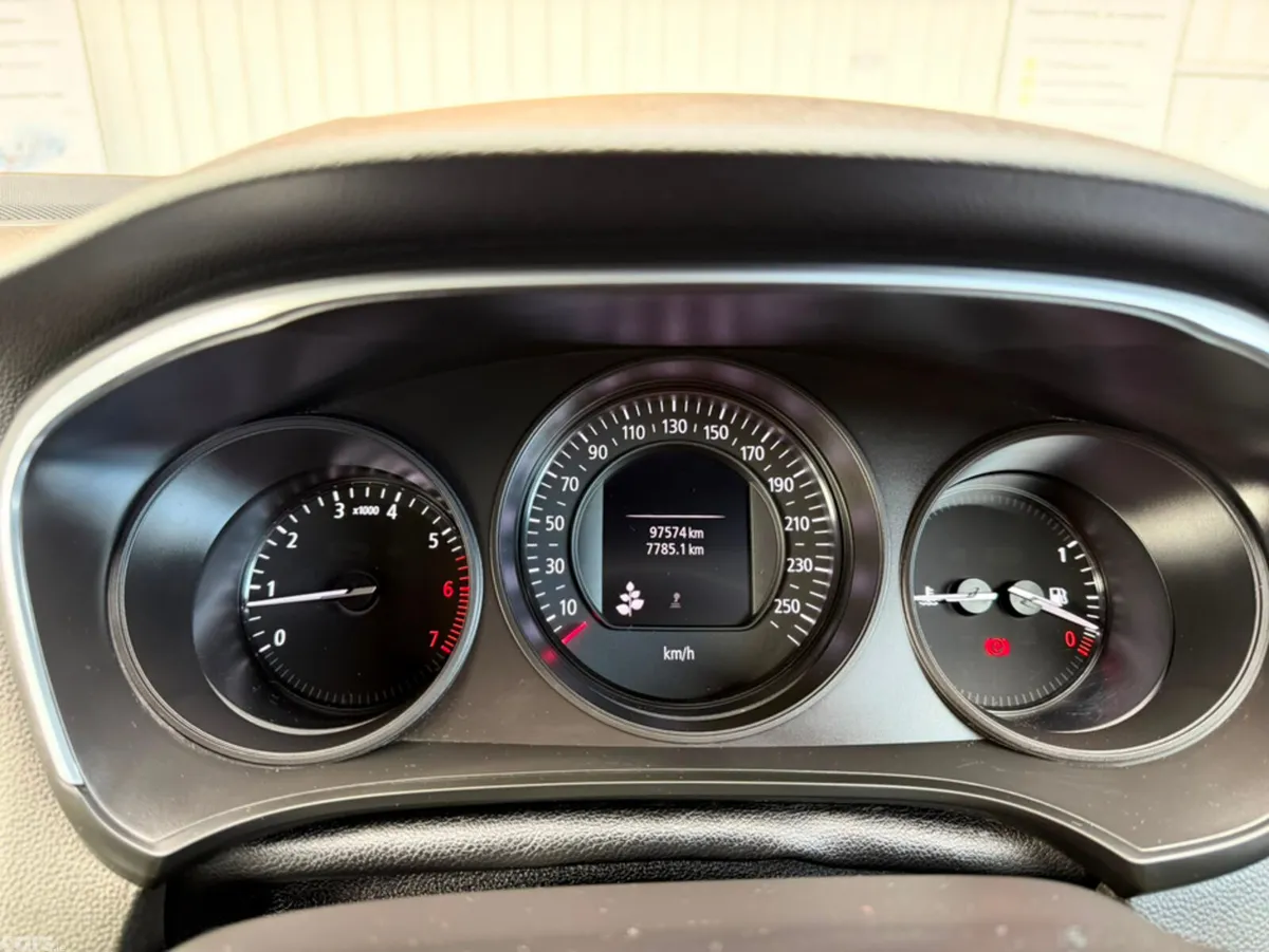 Renault Megane Saloon, Petrol, 2021, Blue