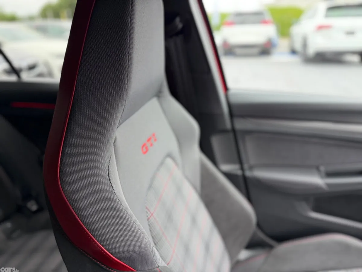 Volkswagen Golf Hatchback, Petrol, 2023, Red