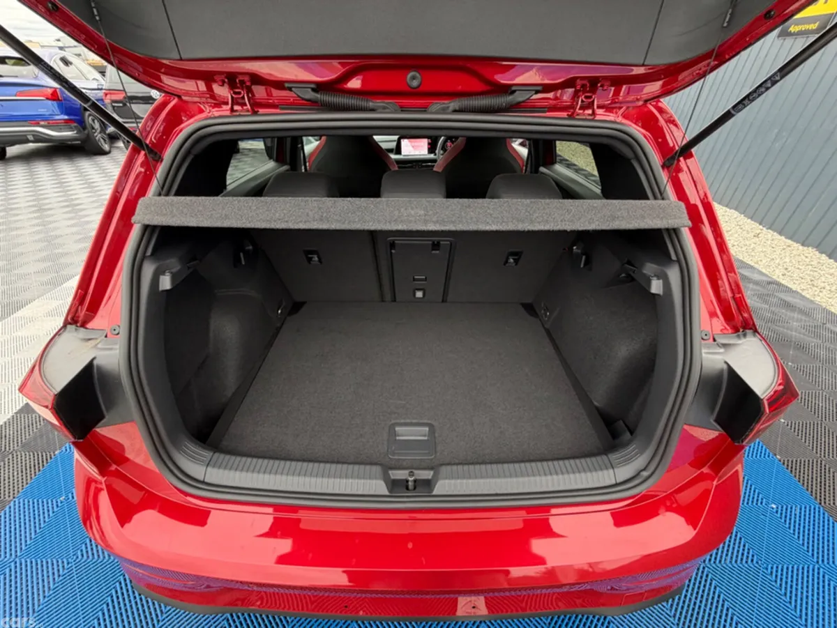 Volkswagen Golf Hatchback, Petrol, 2023, Red