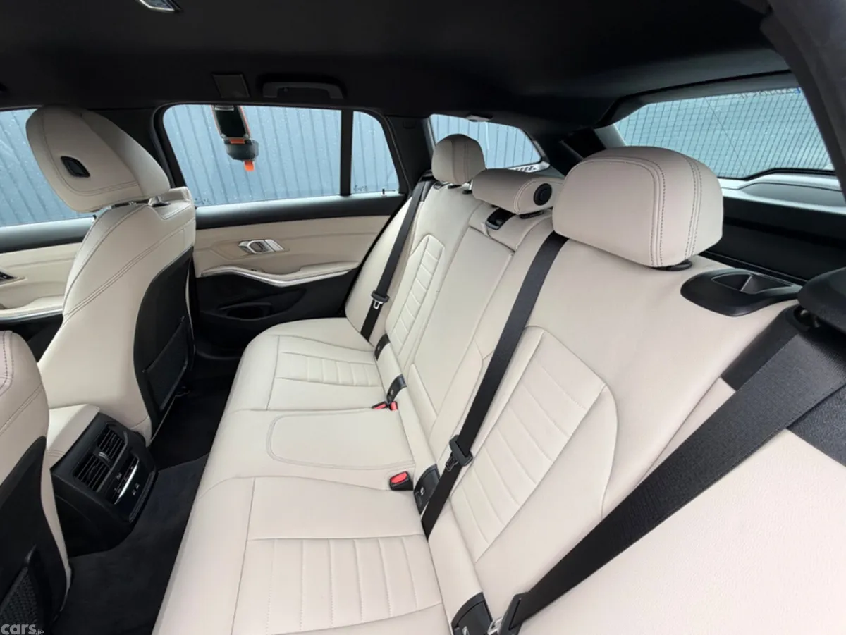 BMW 3-Series Estate, Diesel, 2020, Black