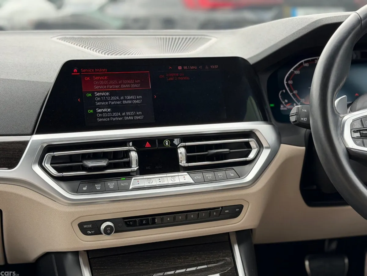 BMW 3-Series Estate, Diesel, 2020, Black
