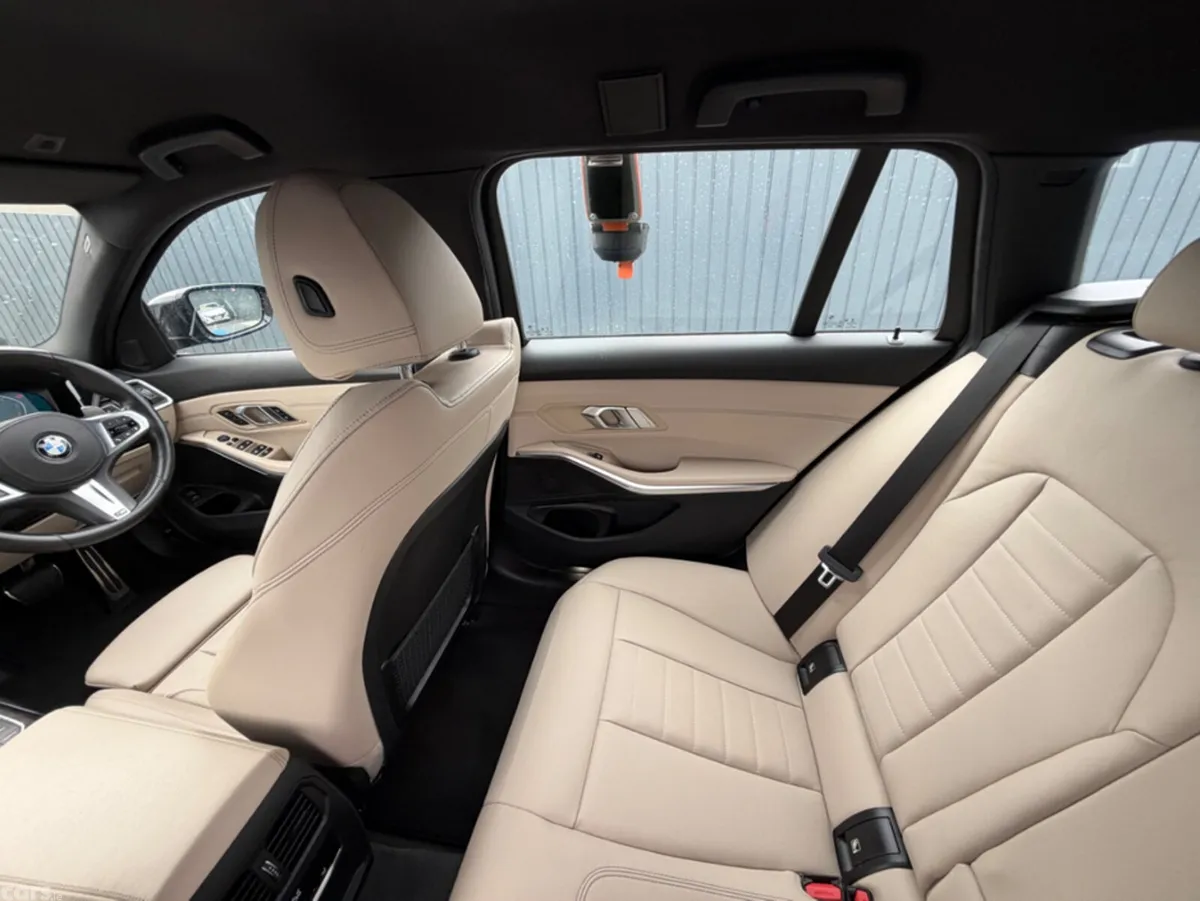 BMW 3-Series Estate, Diesel, 2020, Black