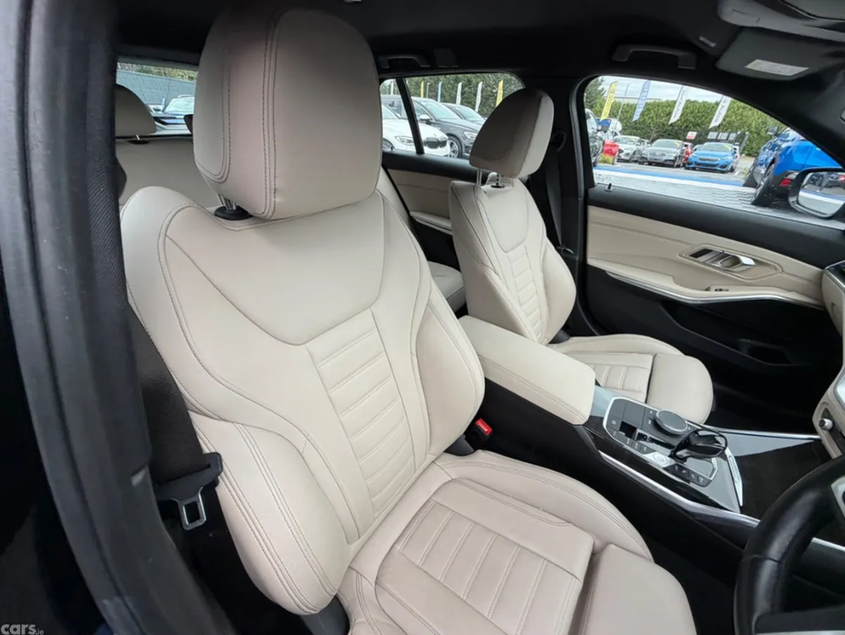 BMW 3-Series Estate, Diesel, 2020, Black