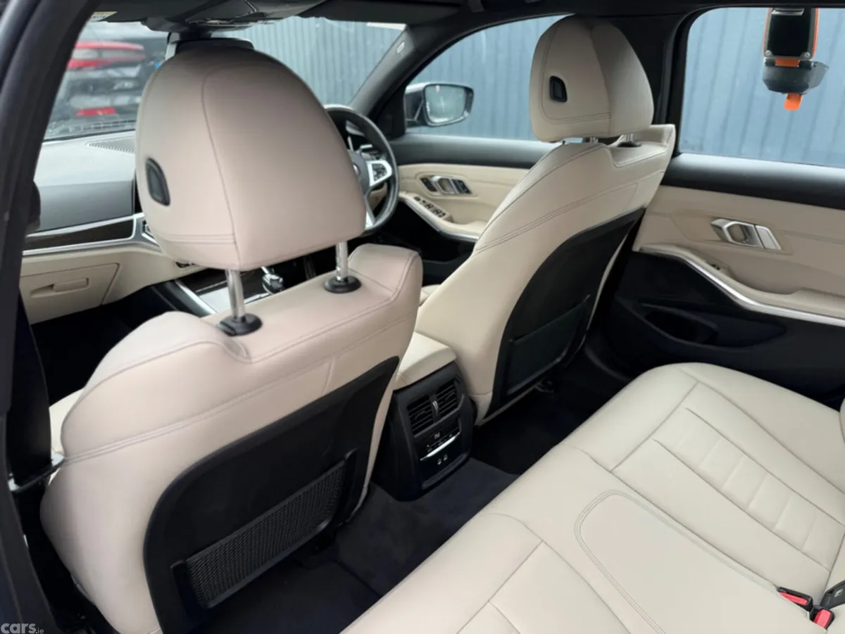 BMW 3-Series Estate, Diesel, 2020, Black