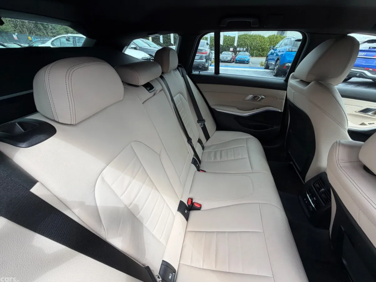 BMW 3-Series Estate, Diesel, 2020, Grey