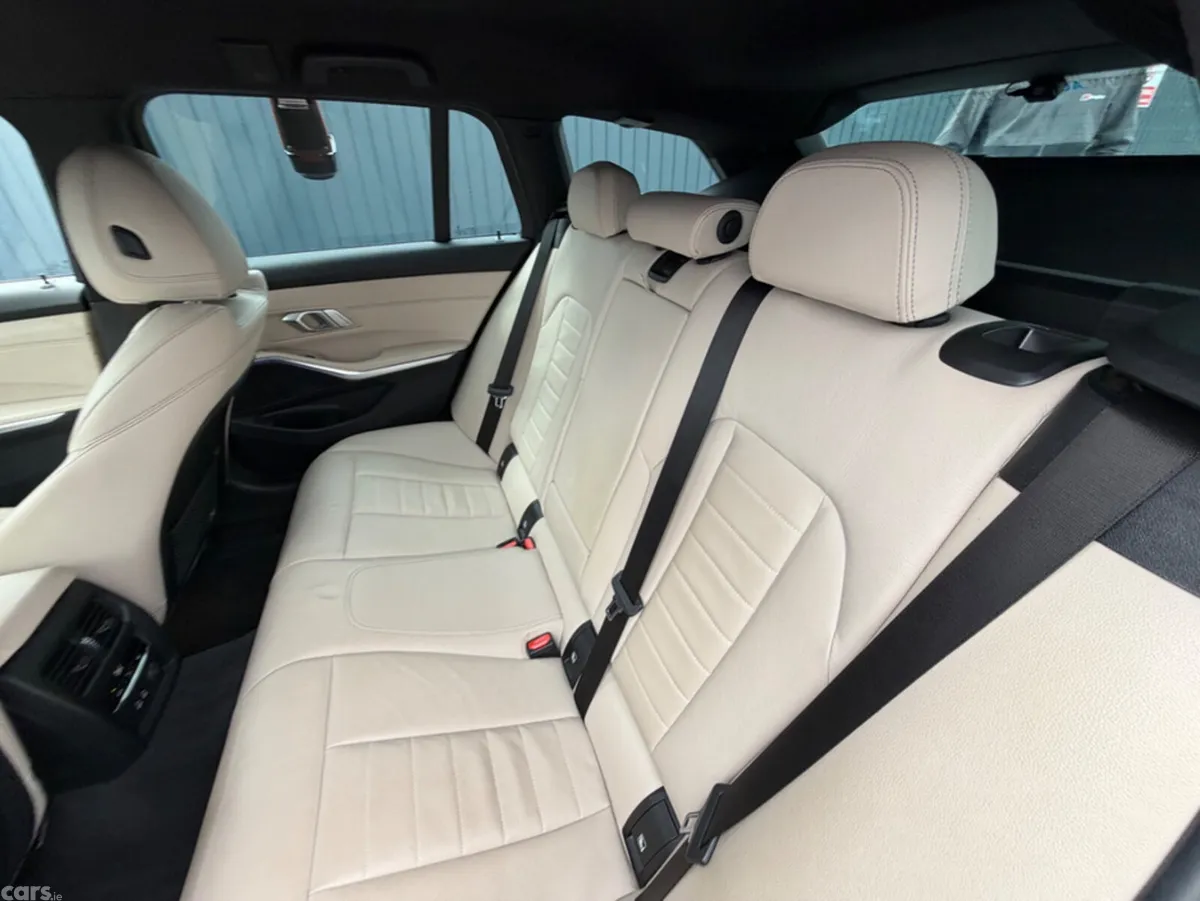 BMW 3-Series Estate, Diesel, 2020, Grey