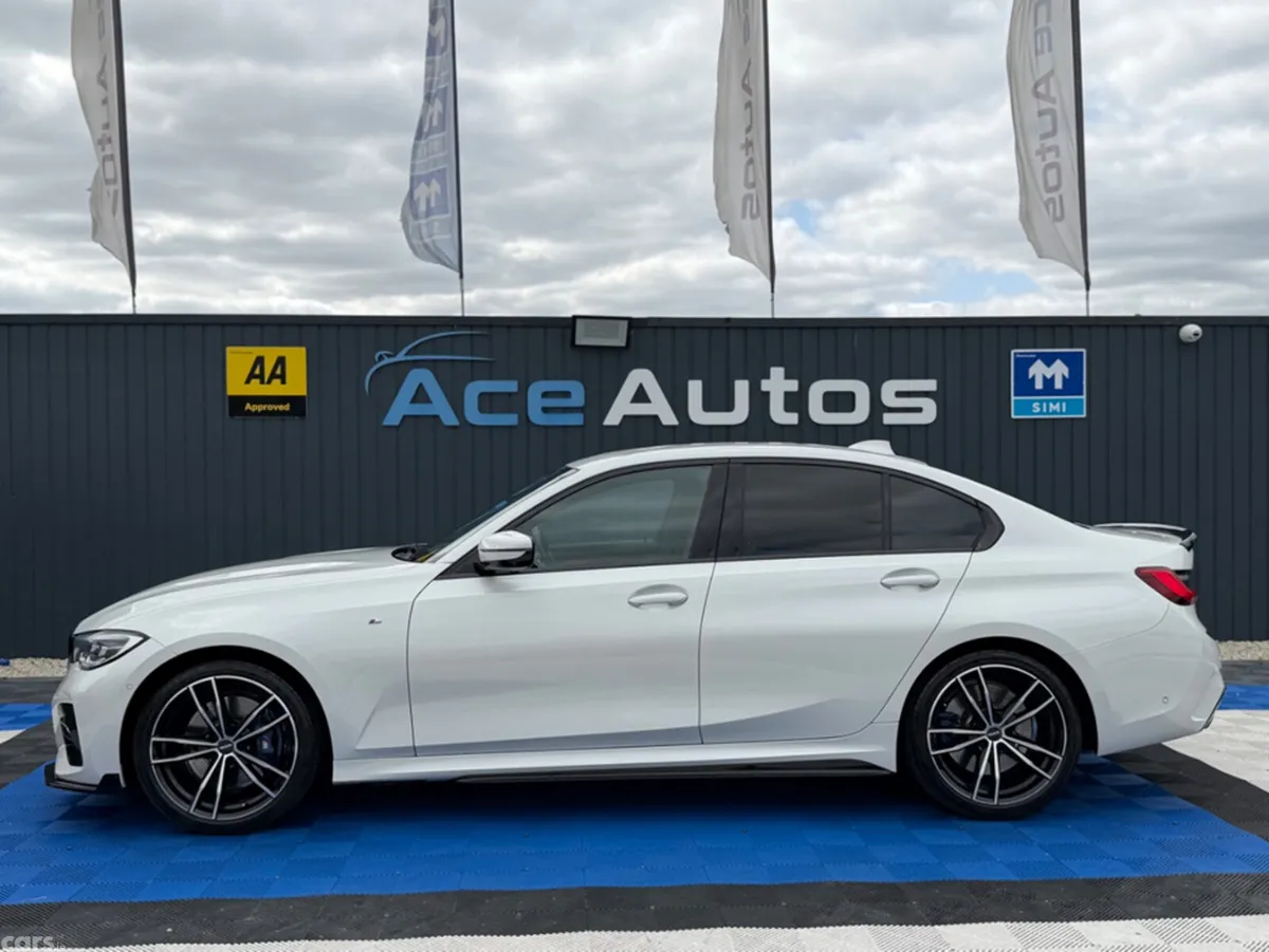 BMW 3-Series Saloon, Diesel, 2021, White