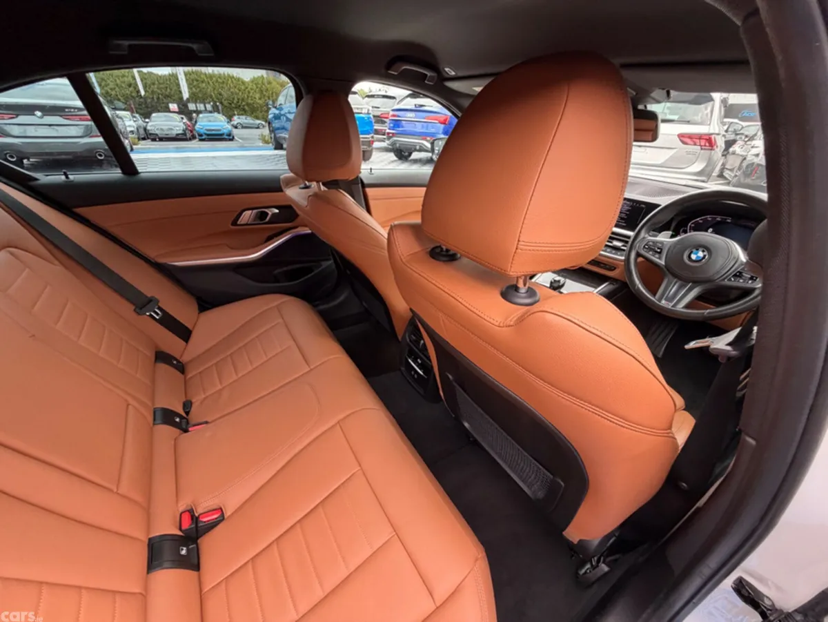 BMW 3-Series Saloon, Diesel, 2021, White