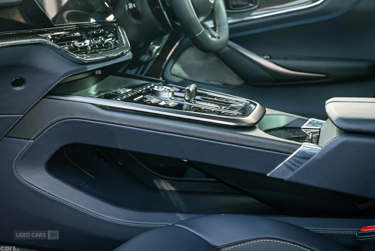 Aston Martin DBX SUV, Petrol, 2025, Blue