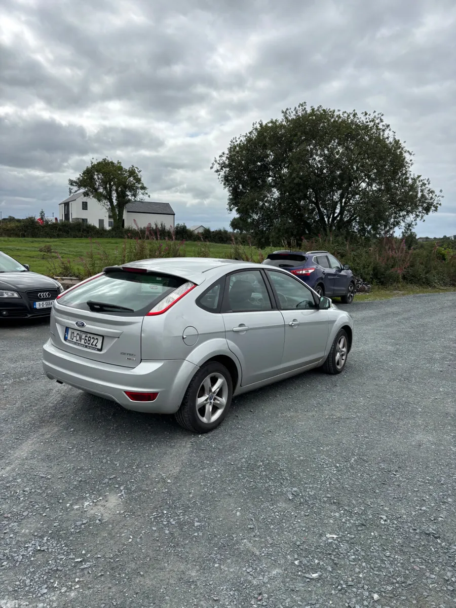 Ford Focus Hatchback, Diesel, 2010, Silver