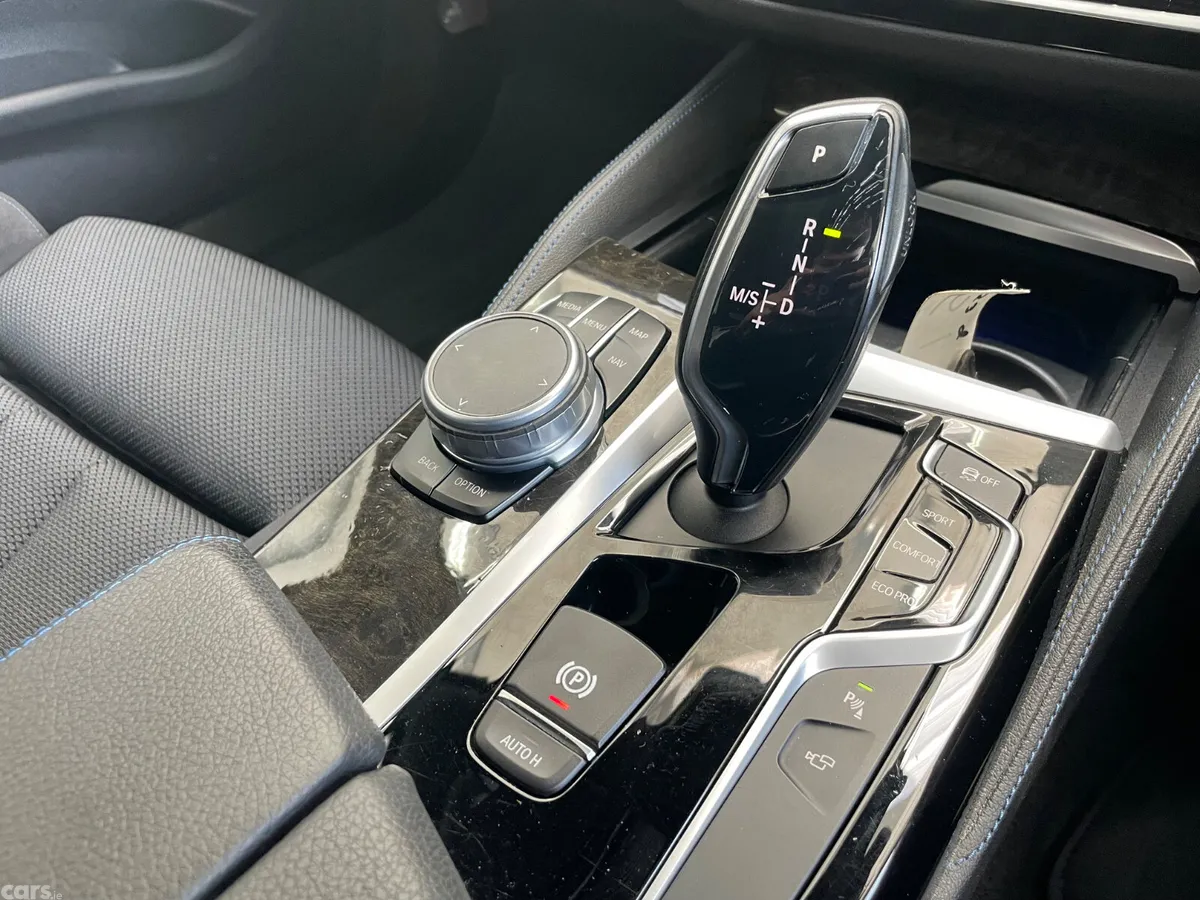 BMW 5-Series Saloon, Diesel, 2017, Black
