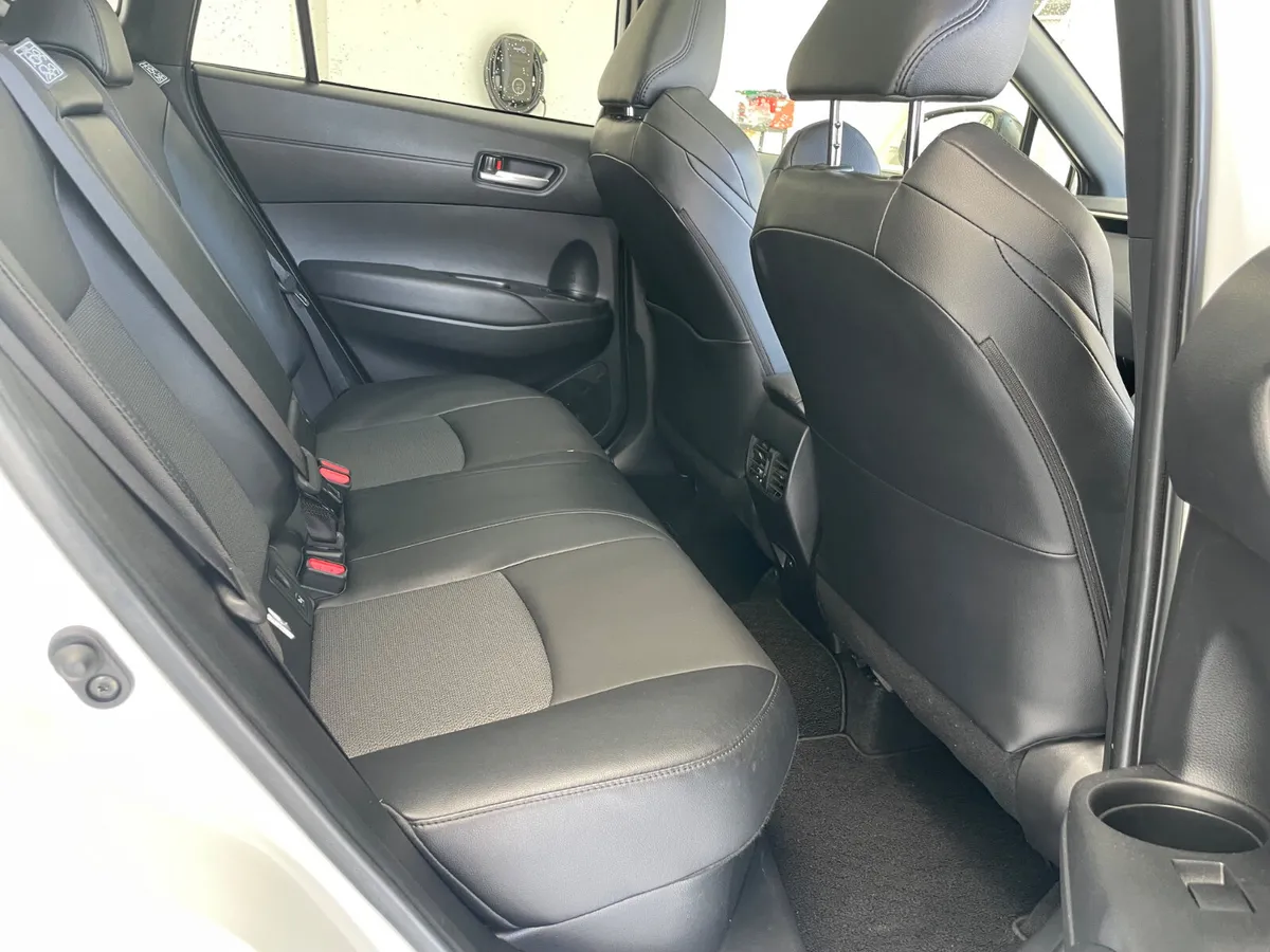 Toyota Corolla Cross Estate, Petrol Hybrid, 2025, White