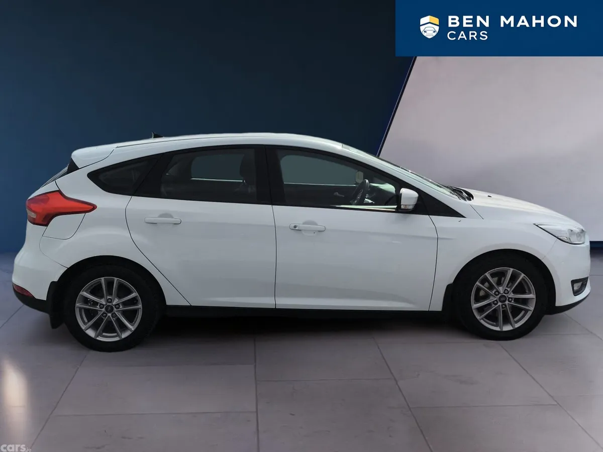 Ford Focus Hatchback, Diesel, 2017, White