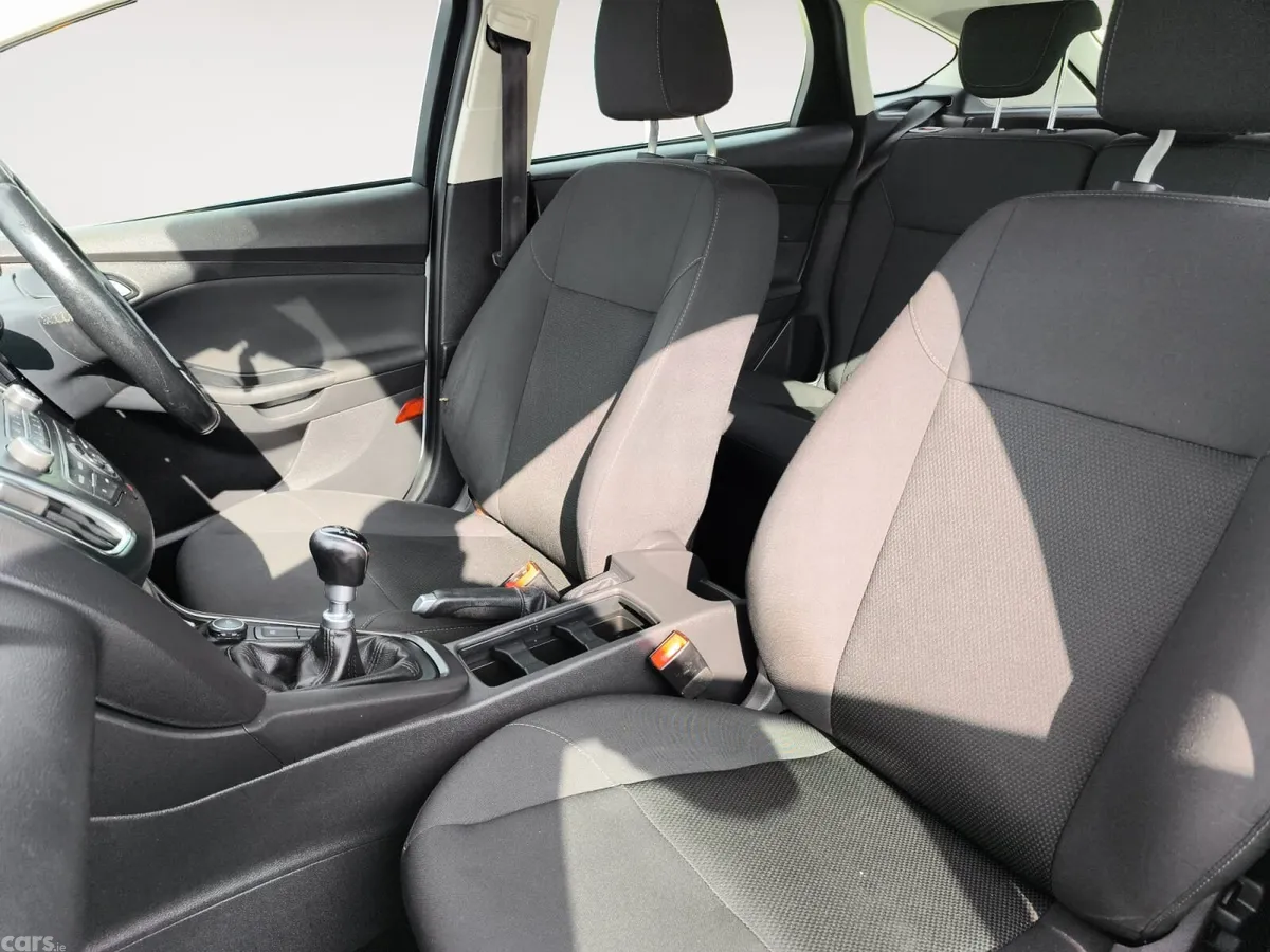 Ford Focus Hatchback, Diesel, 2017, White
