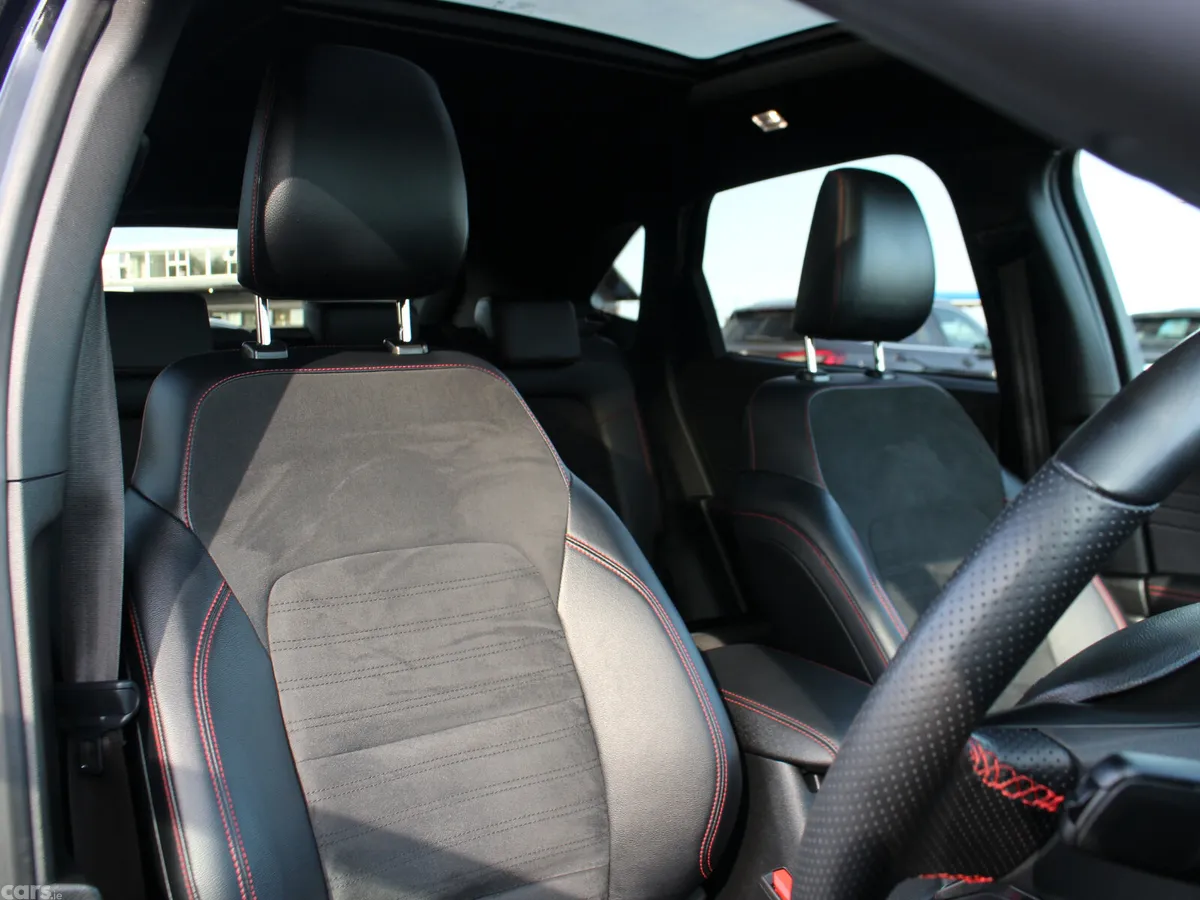 Ford Kuga SUV, Petrol Plug-in Hybrid, 2022, Black