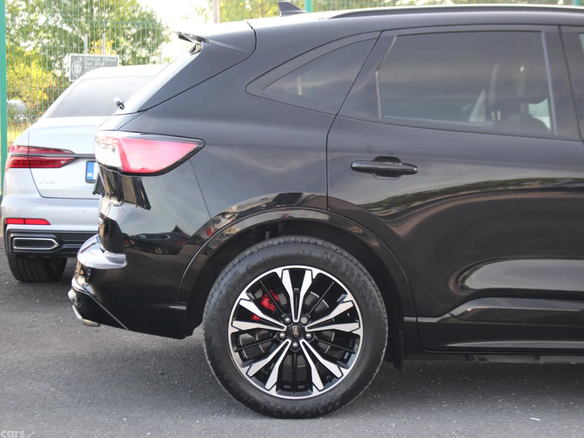 Ford Kuga SUV, Petrol Plug-in Hybrid, 2022, Black