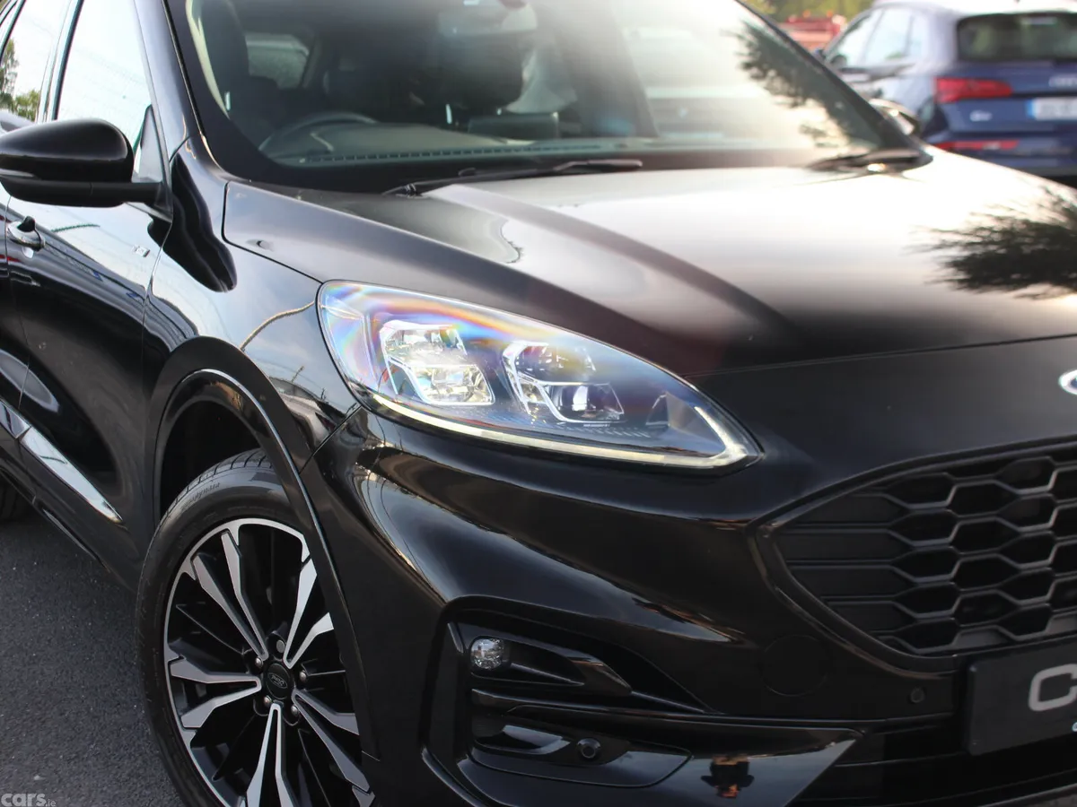 Ford Kuga SUV, Petrol Plug-in Hybrid, 2022, Black