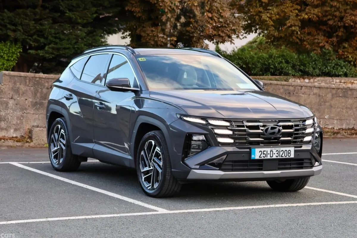 Hyundai Tucson SUV, Petrol Plug-in Hybrid, 2025, Grey