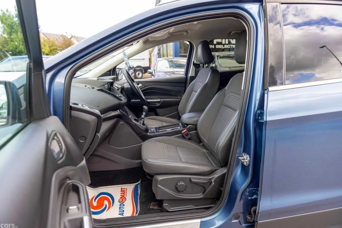 Ford Kuga SUV, Diesel, 2019, Blue