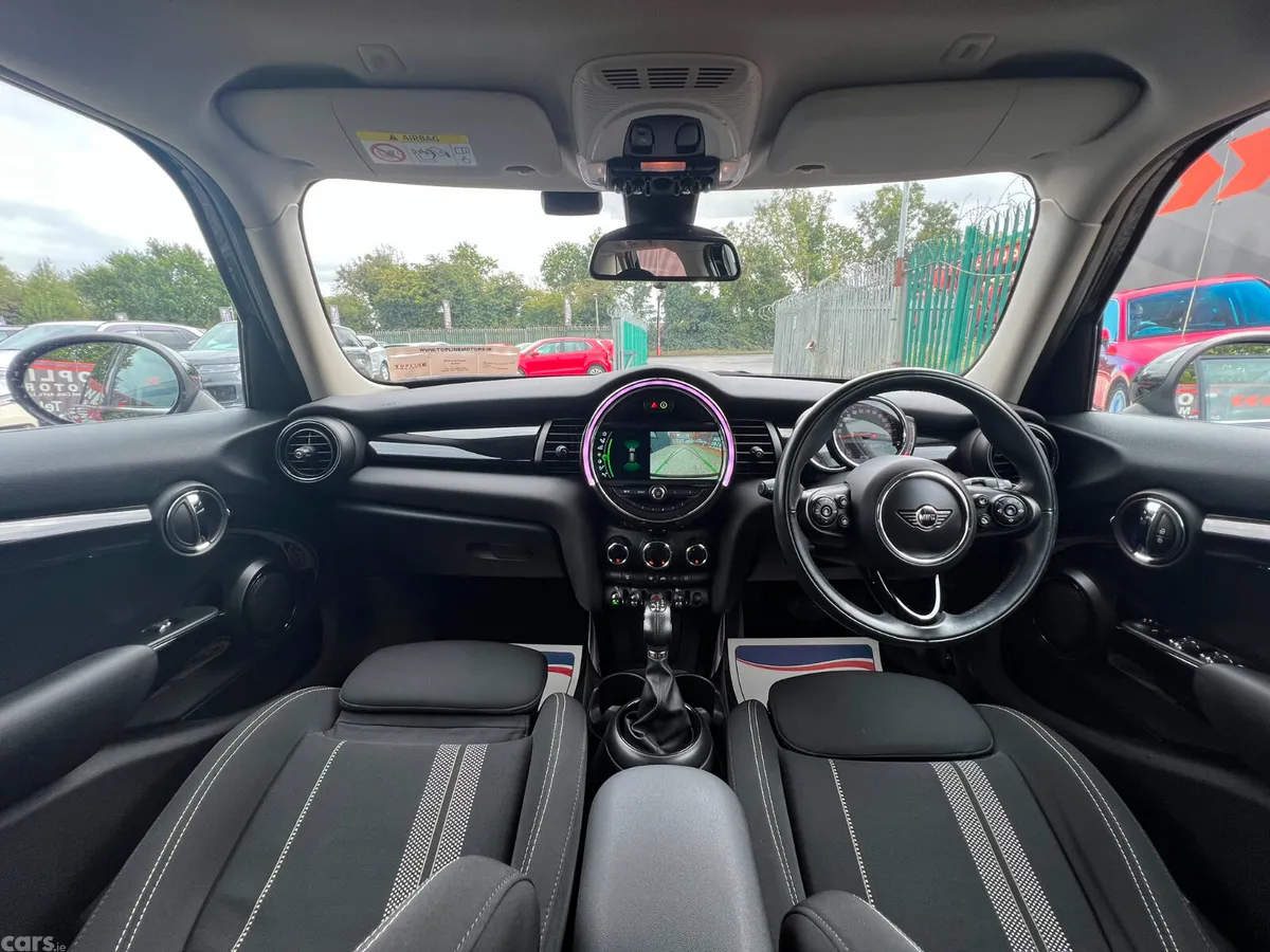 Mini Cooper Hatchback, Diesel, 2019, Black