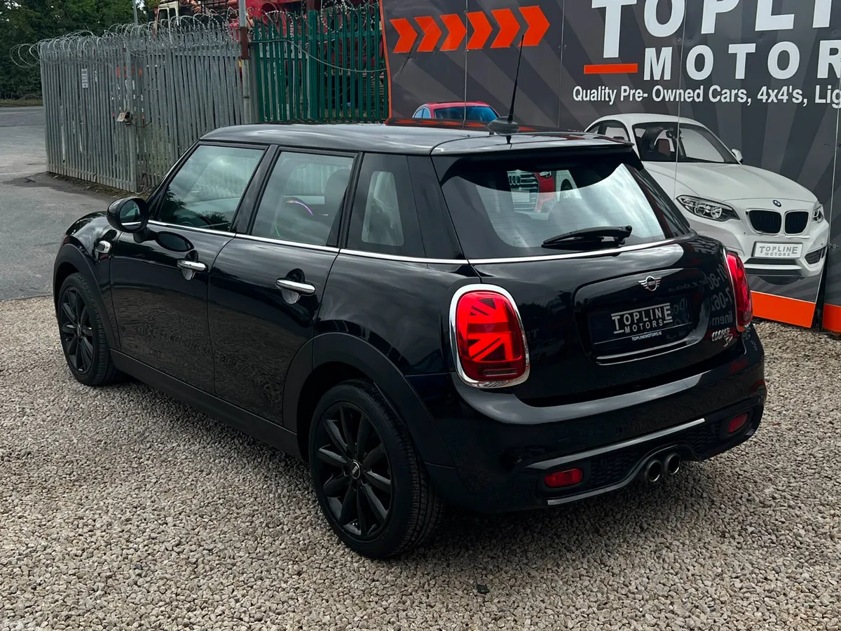 Mini Cooper Hatchback, Diesel, 2019, Black