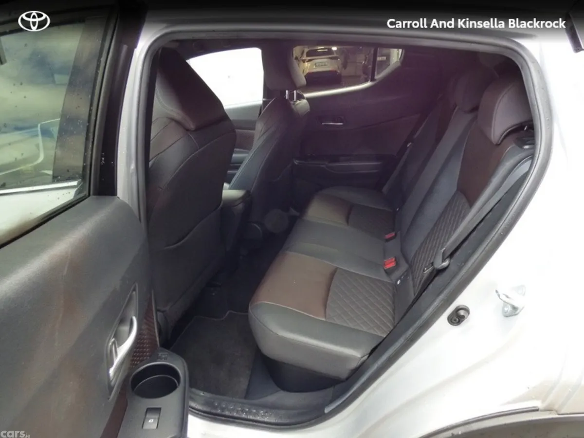 Toyota C-HR SUV, Petrol Hybrid, 2018, Silver