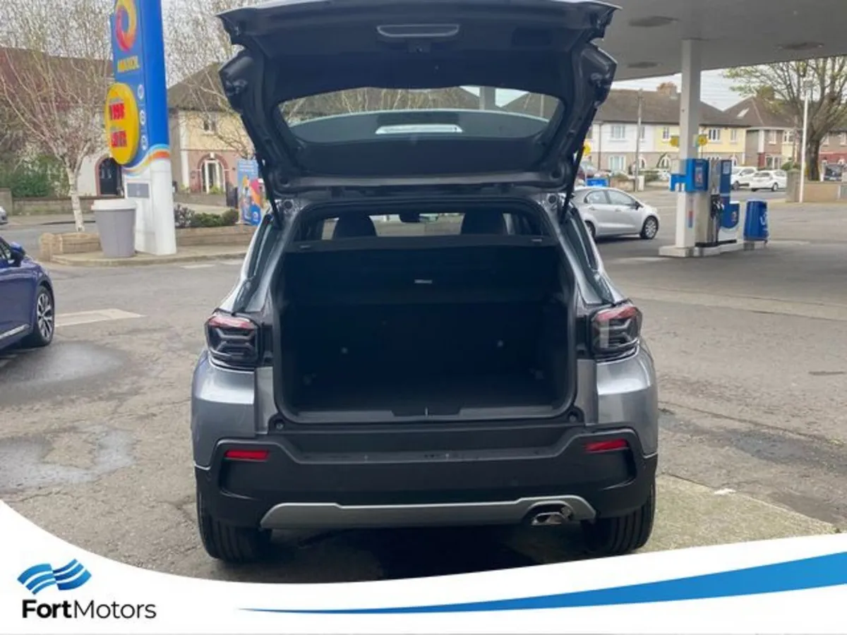Jeep Avenger SUV, Petrol Hybrid, 2027, Grey