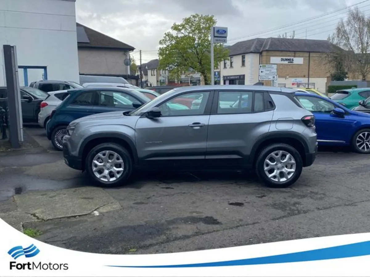 Jeep Avenger SUV, Petrol Hybrid, 2027, Grey