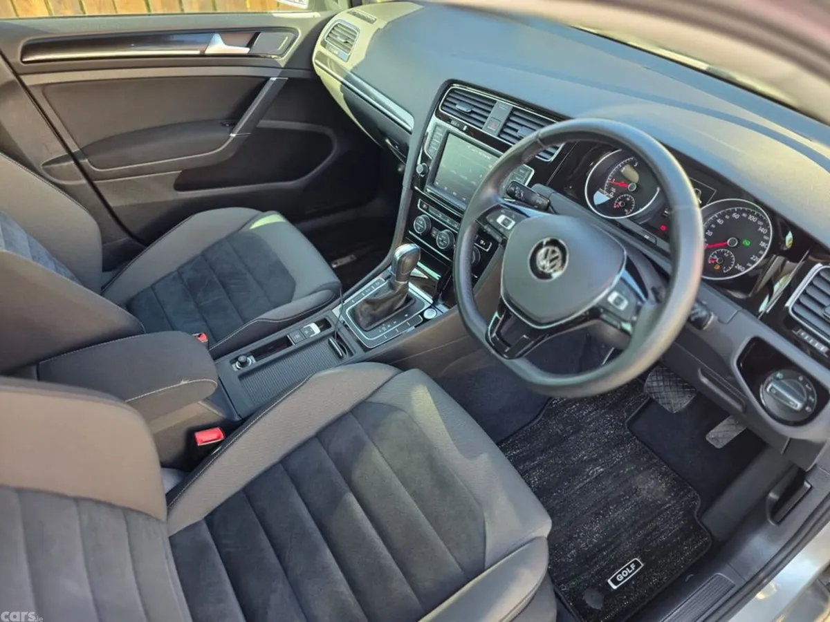 Volkswagen Golf Hatchback, Petrol, 2016, Grey