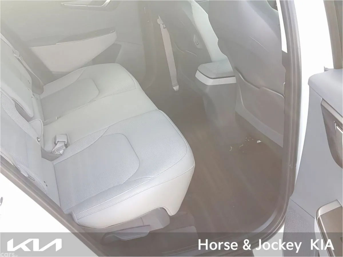 Kia EV6 MPV, Electric, 2026, White