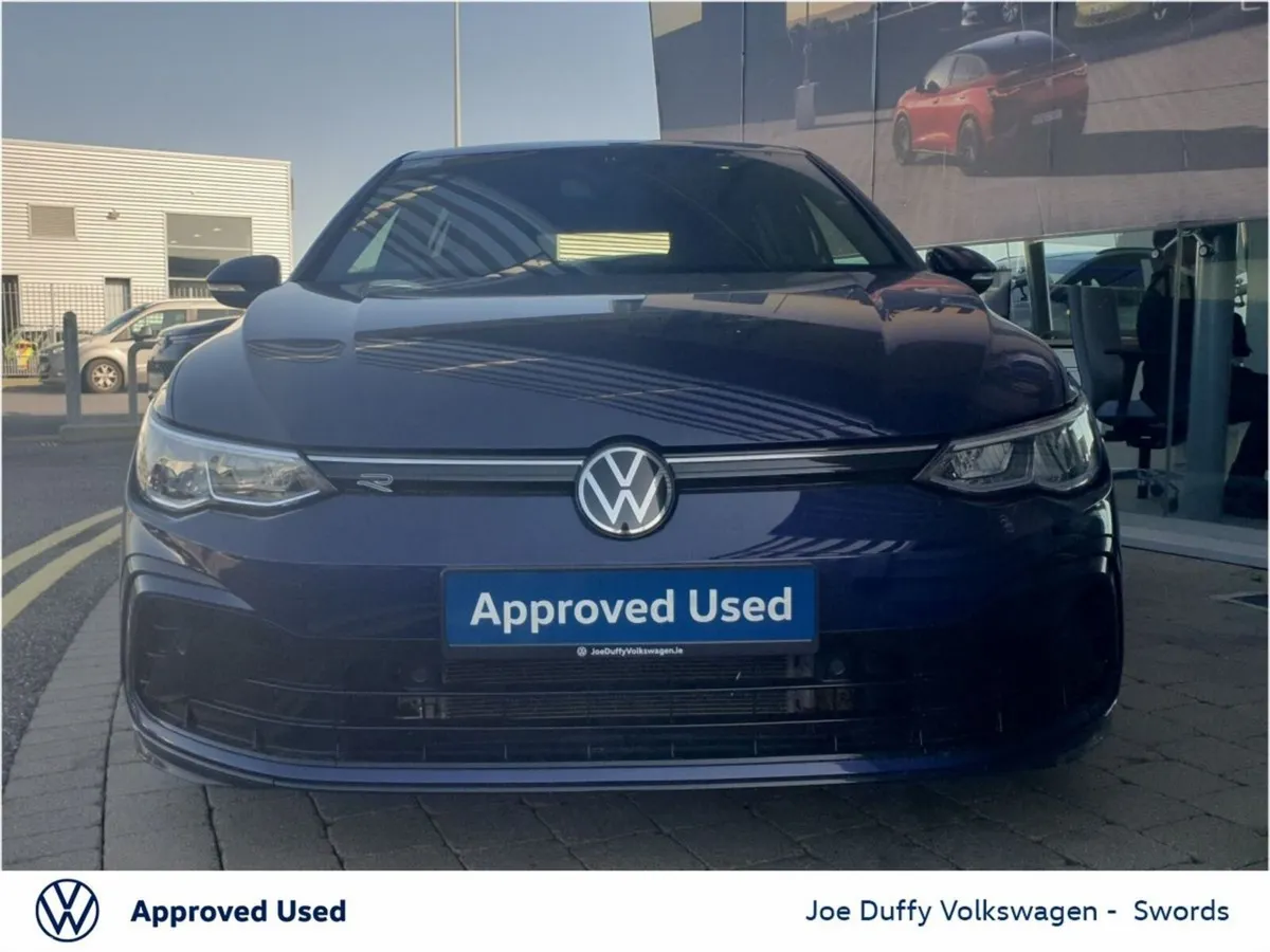Volkswagen Golf Estate, Petrol, 2024, Blue