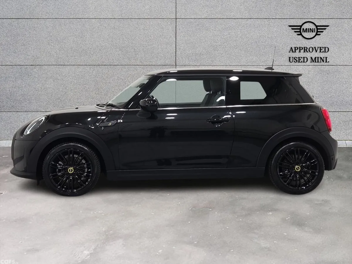 Mini Cooper Hatchback, Electric, 2023, Black