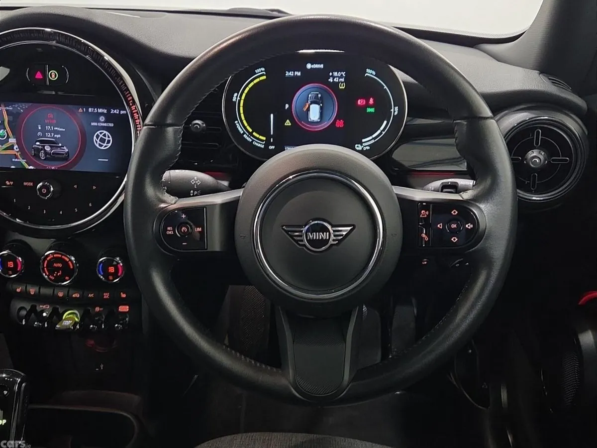 Mini Cooper Hatchback, Electric, 2023, Black